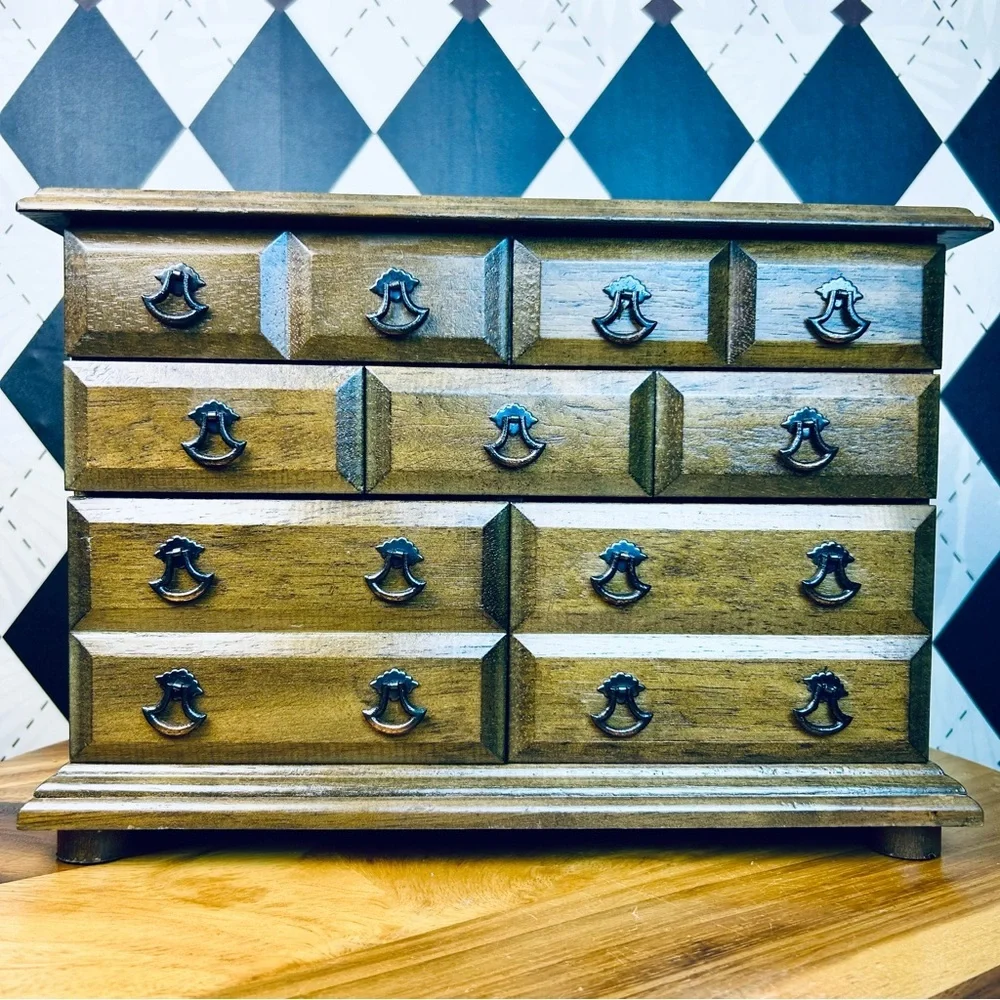 Jewelry Music Chest Interior Red Lining| Schmid Bros Collectible Vintage Luxury‎